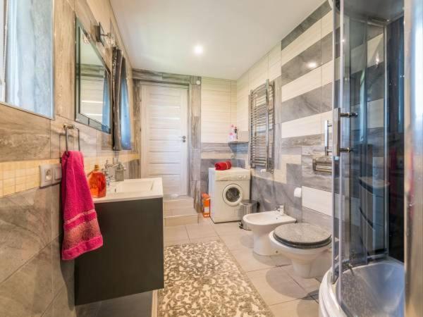 Amico Apartment Gron ภายนอก รูปภาพ